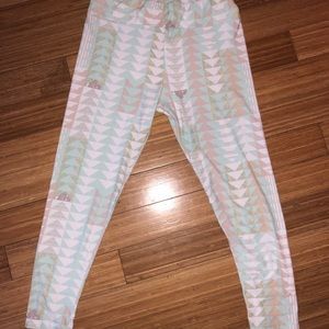 LulaRoe Tall and Curvy Leggings